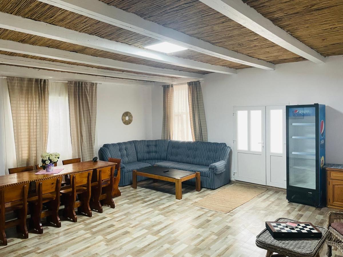 Apartament Blue Sky Transalpina Săsciori Zewnętrze zdjęcie
